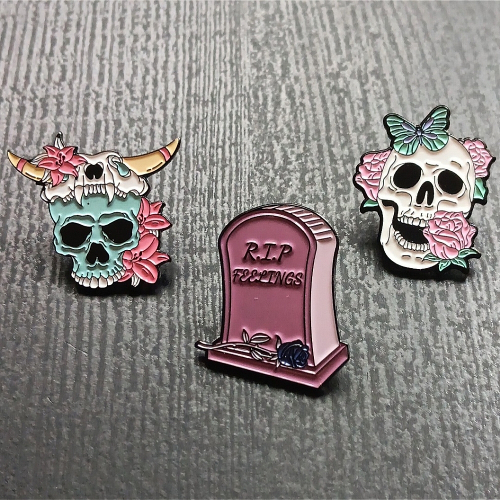 New Enamel Pin Three Piece Set Skulls Grave Stone Gravestone